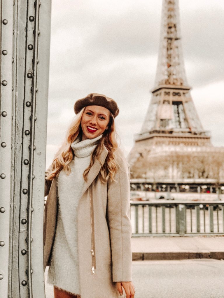 An American Lives in Paris—The Fashion Basics Needed For Your Trip
| d-ravel.com