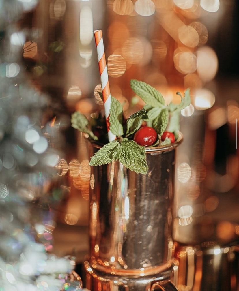 5 Pop-Up Christmas Bars in Chicago that You Have to Visit | d-ravel.com